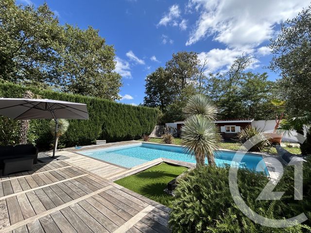 Maison à louer - 7 pièces - 154,66 m2 - St Medard En Jalles - 33 - AQUITAINE