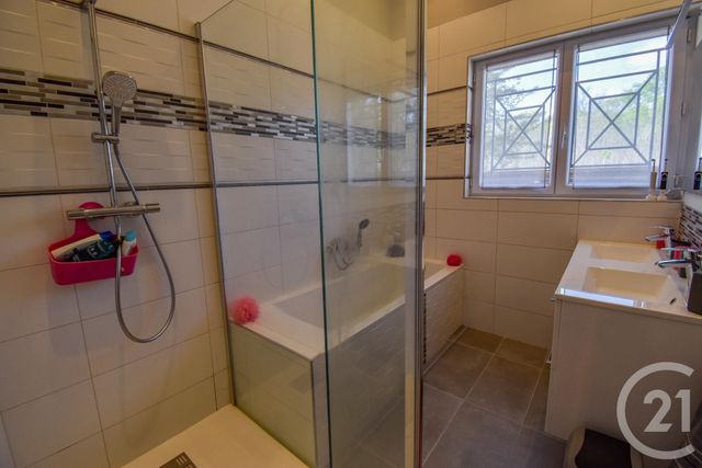 Maison à louer - 8 pièces - 168,84 m2 - St Aubin De Medoc - 33 - AQUITAINE