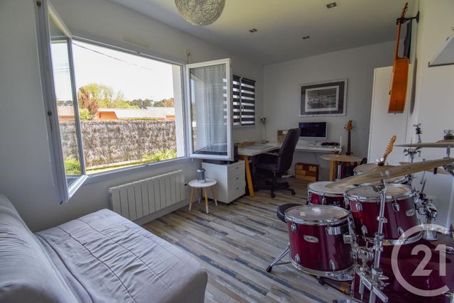 Maison à louer - 8 pièces - 168,84 m2 - St Aubin De Medoc - 33 - AQUITAINE