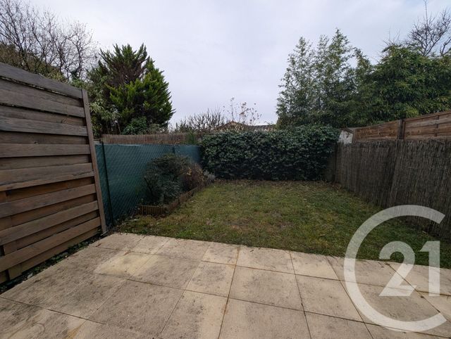 Maison &agrave; louer - 3 pi&egrave;ces - 60 m2 - Le Haillan - 33 - AQUITAINE