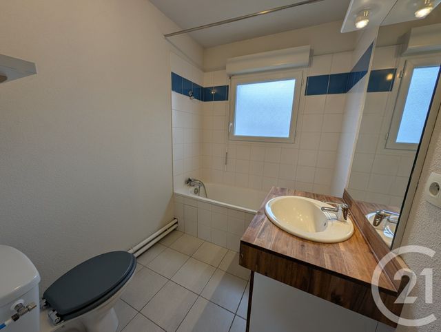 Maison &agrave; louer - 3 pi&egrave;ces - 60 m2 - Le Haillan - 33 - AQUITAINE