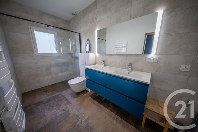 Maison &agrave; louer - 5 pi&egrave;ces - 135,01 m2 - St Medard En Jalles - 33 - AQUITAINE