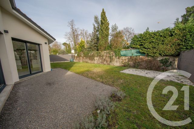 Maison &agrave; louer - 5 pi&egrave;ces - 135,01 m2 - St Medard En Jalles - 33 - AQUITAINE