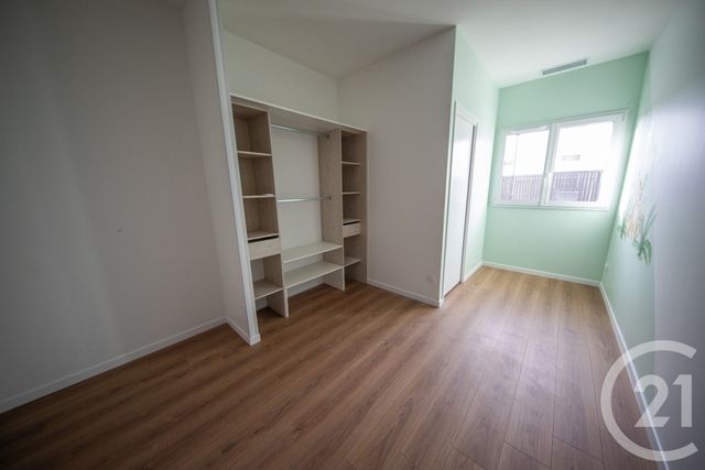 Maison &agrave; louer - 5 pi&egrave;ces - 135,01 m2 - St Medard En Jalles - 33 - AQUITAINE