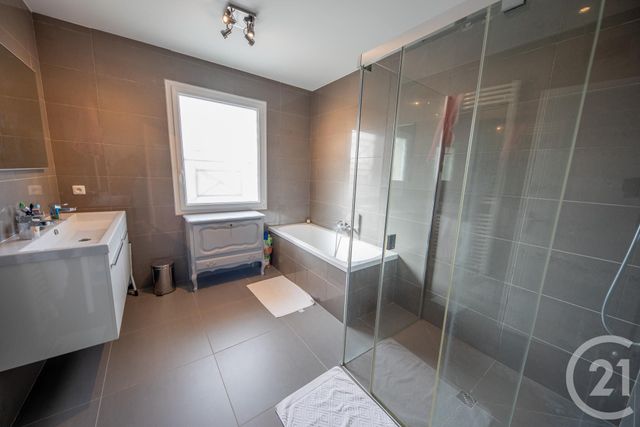 Maison &agrave; louer - 4 pi&egrave;ces - 81,50 m2 - St Medard En Jalles - 33 - AQUITAINE