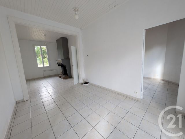 Maison &agrave; louer - 4 pi&egrave;ces - 82,02 m2 - Saumos - 33 - AQUITAINE