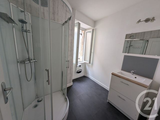 Maison &agrave; louer - 3 pi&egrave;ces - 52,24 m2 - Lamarque - 33 - AQUITAINE