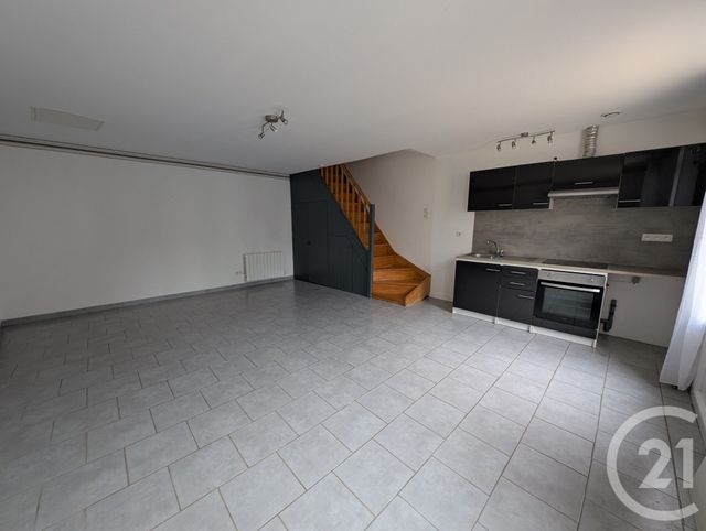 Maison &agrave; louer - 3 pi&egrave;ces - 52,24 m2 - Lamarque - 33 - AQUITAINE