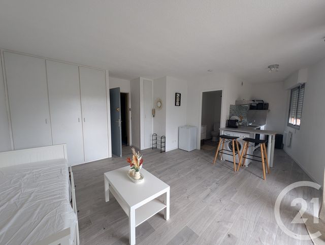 Appartement Studio &agrave; louer - 1 pi&egrave;ce - 30,28 m2 - Bordeaux - 33 - AQUITAINE