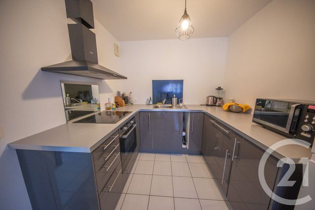 Appartement T2 &agrave; louer - 2 pi&egrave;ces - 46,52 m2 - Le Haillan - 33 - AQUITAINE
