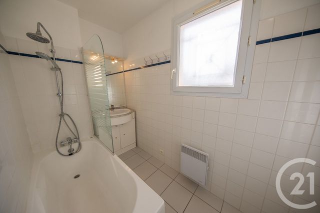 Maison &agrave; louer - 4 pi&egrave;ces - 66,70 m2 - St Medard En Jalles - 33 - AQUITAINE