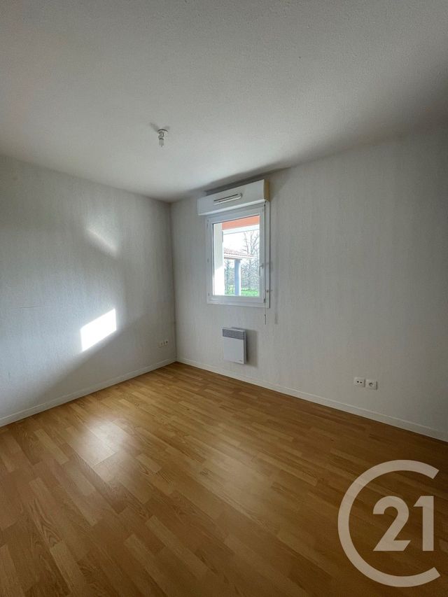 Appartement T3 &agrave; louer - 3 pi&egrave;ces - 66,22 m2 - Saucats - 33 - AQUITAINE
