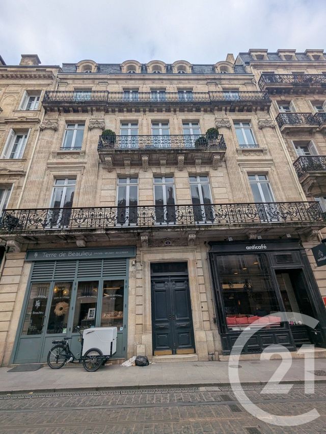 Appartement T2 &agrave; louer - 2 pi&egrave;ces - 60,43 m2 - Bordeaux - 33 - AQUITAINE
