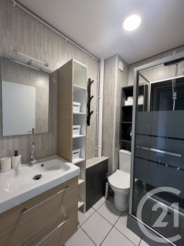 Appartement Chambre &agrave; louer - 1 pi&egrave;ce - 10 m2 - Pessac - 33 - AQUITAINE