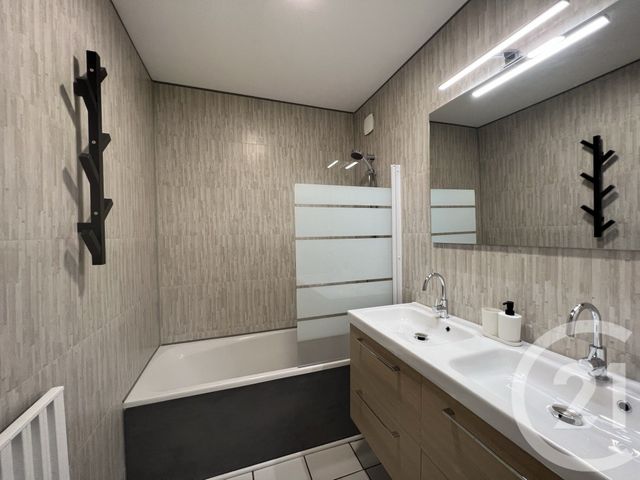 Appartement Chambre &agrave; louer - 1 pi&egrave;ce - 10 m2 - Pessac - 33 - AQUITAINE