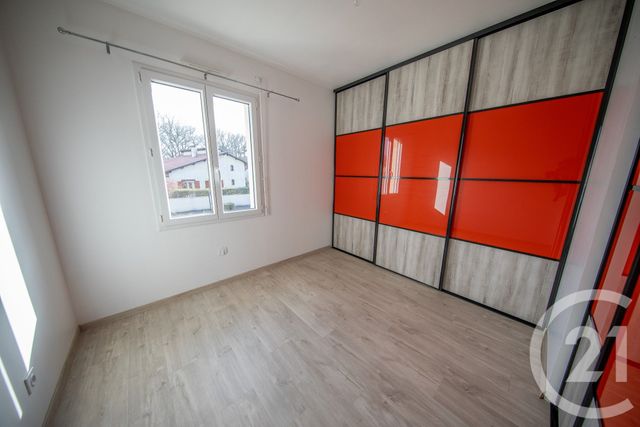 Maison &agrave; louer - 4 pi&egrave;ces - 93,55 m2 - St Aubin De Medoc - 33 - AQUITAINE