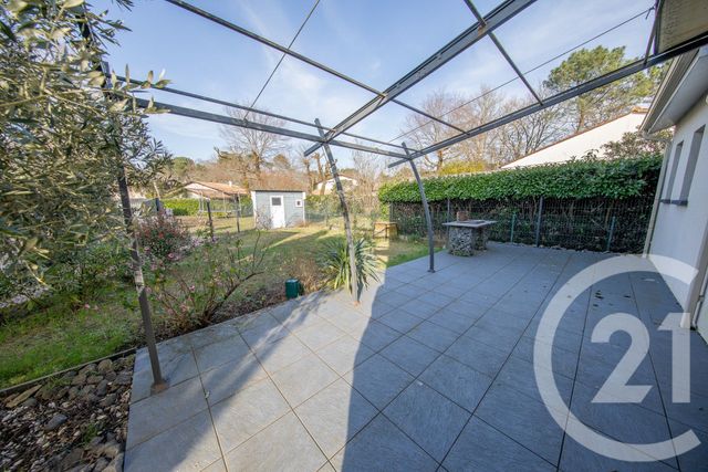 Maison &agrave; louer - 4 pi&egrave;ces - 93,55 m2 - St Aubin De Medoc - 33 - AQUITAINE