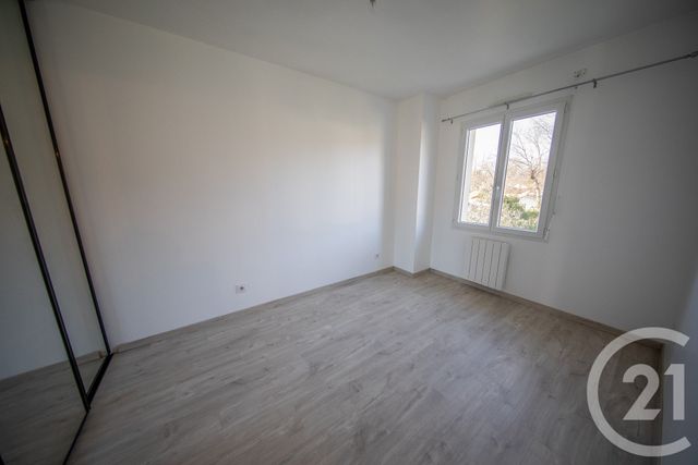 Maison &agrave; louer - 4 pi&egrave;ces - 93,55 m2 - St Aubin De Medoc - 33 - AQUITAINE