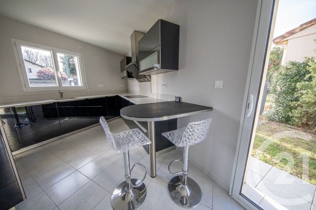 Maison &agrave; louer - 4 pi&egrave;ces - 93,55 m2 - St Aubin De Medoc - 33 - AQUITAINE