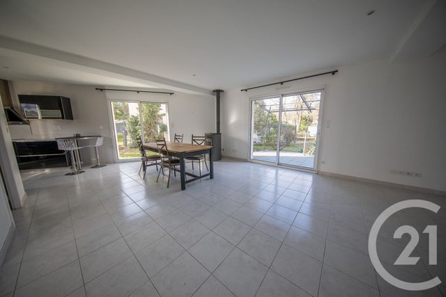 Maison &agrave; louer - 4 pi&egrave;ces - 93,55 m2 - St Aubin De Medoc - 33 - AQUITAINE