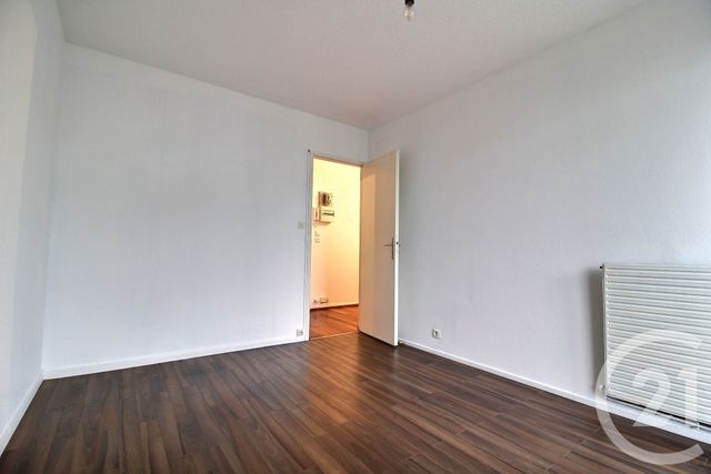 Appartement T3 &agrave; louer - 3 pi&egrave;ces - 71,41 m2 - Pessac - 33 - AQUITAINE