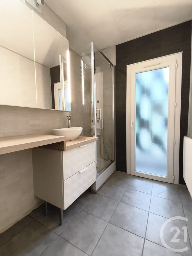 Appartement T3 &agrave; louer - 3 pi&egrave;ces - 67,51 m2 - Merignac - 33 - AQUITAINE