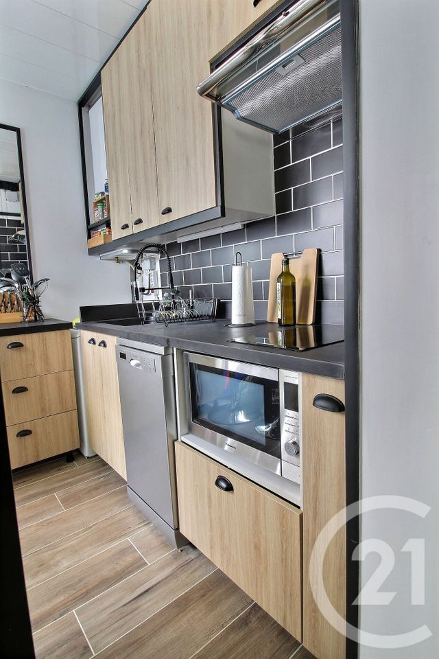 Appartement T2 &agrave; louer - 2 pi&egrave;ces - 30,59 m2 - Pessac - 33 - AQUITAINE