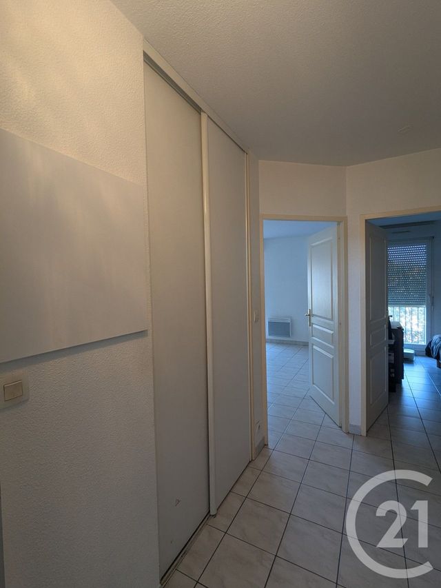 Appartement T2 &agrave; louer - 2 pi&egrave;ces - 43 m2 - Le Haillan - 33 - AQUITAINE