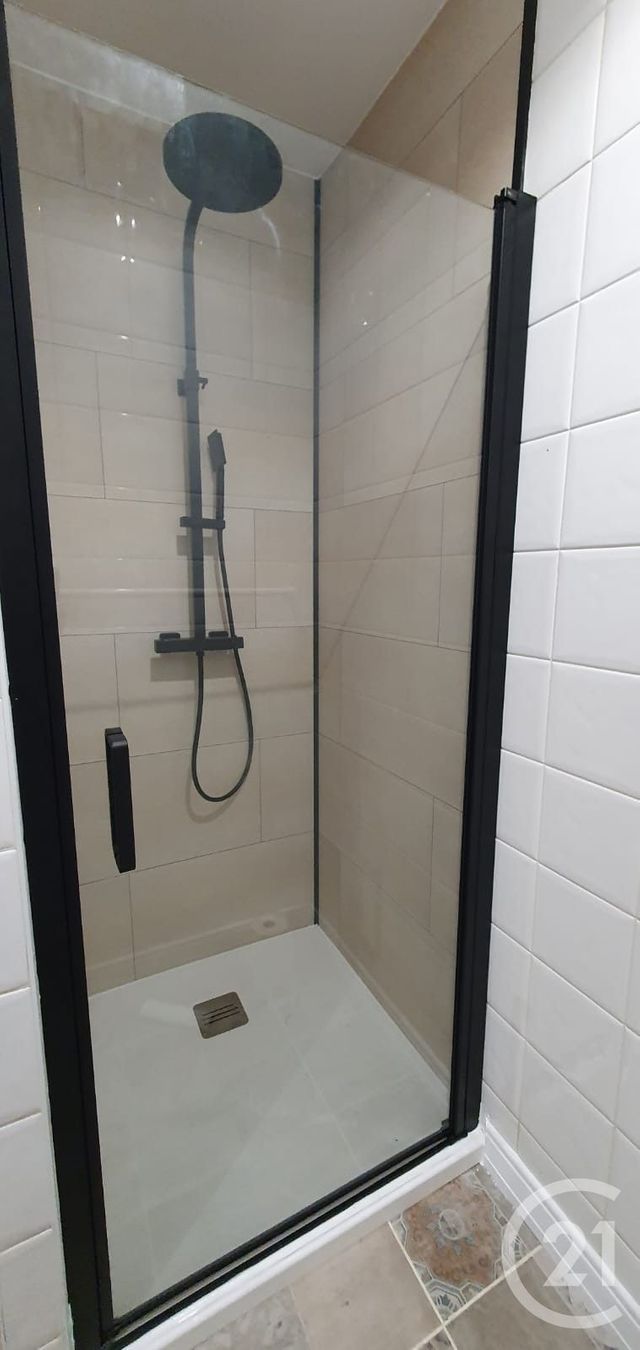 Maison &agrave; louer - 5 pi&egrave;ces - 103,26 m2 - Le Taillan Medoc - 33 - AQUITAINE