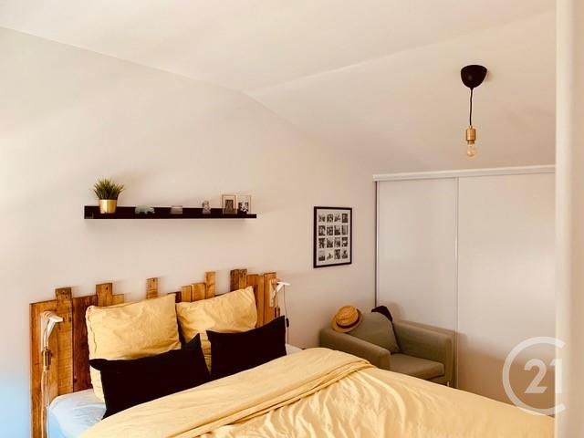 Appartement Duplex &agrave; louer - 2 pi&egrave;ces - 44,20 m2 - Le Taillan Medoc - 33 - AQUITAINE