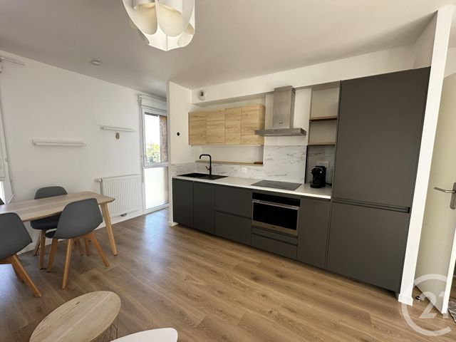 Appartement Duplex &agrave; louer - 2 pi&egrave;ces - 44,20 m2 - Le Taillan Medoc - 33 - AQUITAINE