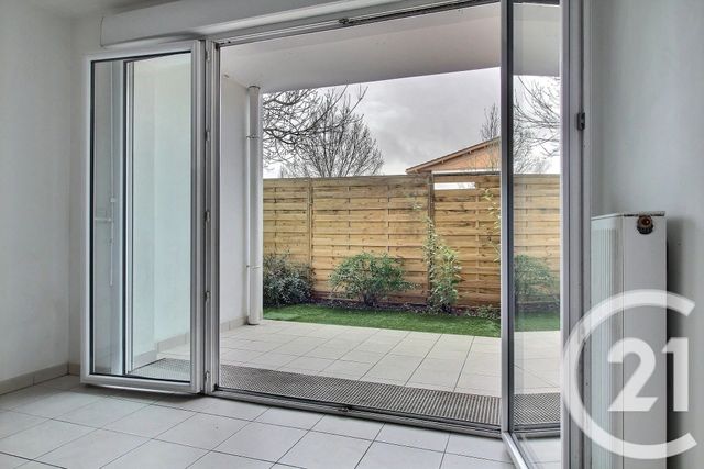 Appartement T2 &agrave; louer - 2 pi&egrave;ces - 38,97 m2 - Pessac - 33 - AQUITAINE