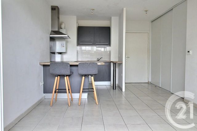 Appartement T2 &agrave; louer - 2 pi&egrave;ces - 38,97 m2 - Pessac - 33 - AQUITAINE
