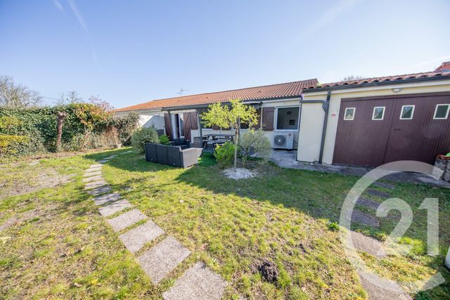 Maison &agrave; louer - 5 pi&egrave;ces - 101,90 m2 - St Medard En Jalles - 33 - AQUITAINE