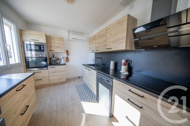 Maison &agrave; louer - 5 pi&egrave;ces - 101,90 m2 - St Medard En Jalles - 33 - AQUITAINE