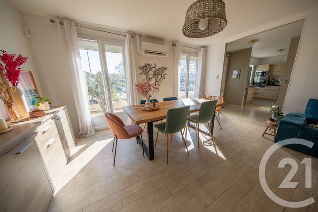 Maison &agrave; louer - 5 pi&egrave;ces - 101,90 m2 - St Medard En Jalles - 33 - AQUITAINE