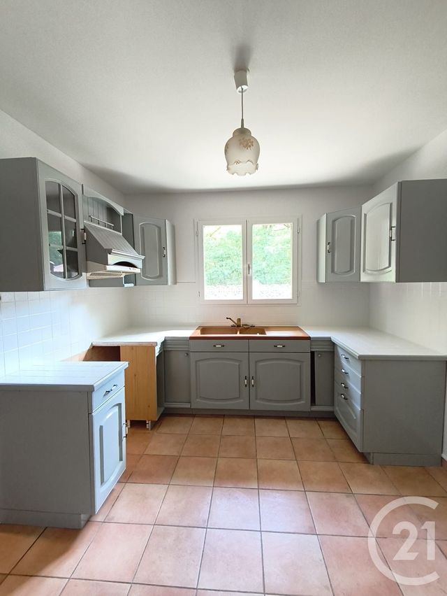 Maison &agrave; louer - 5 pi&egrave;ces - 90,46 m2 - St Medard En Jalles - 33 - AQUITAINE