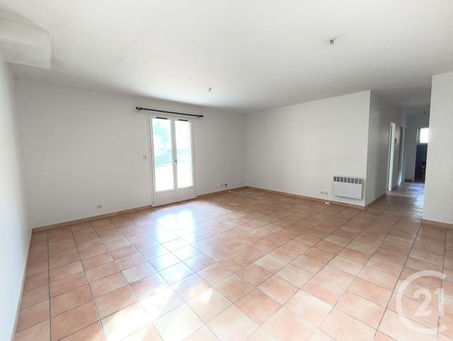 Maison &agrave; louer - 5 pi&egrave;ces - 90,46 m2 - St Medard En Jalles - 33 - AQUITAINE