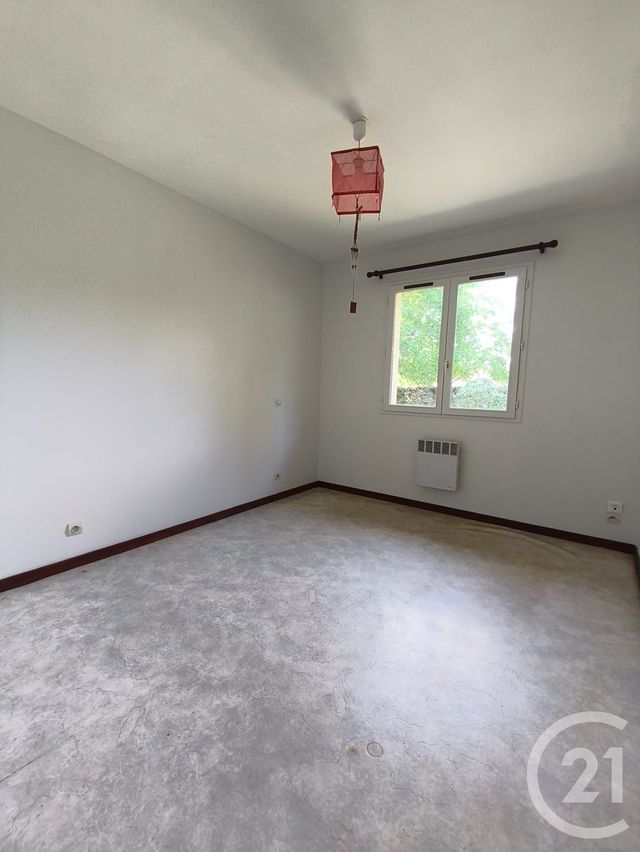 Maison &agrave; louer - 5 pi&egrave;ces - 90,46 m2 - St Medard En Jalles - 33 - AQUITAINE