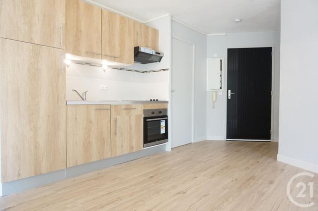 Appartement T3 &agrave; louer - 3 pi&egrave;ces - 51,43 m2 - Bordeaux - 33 - AQUITAINE