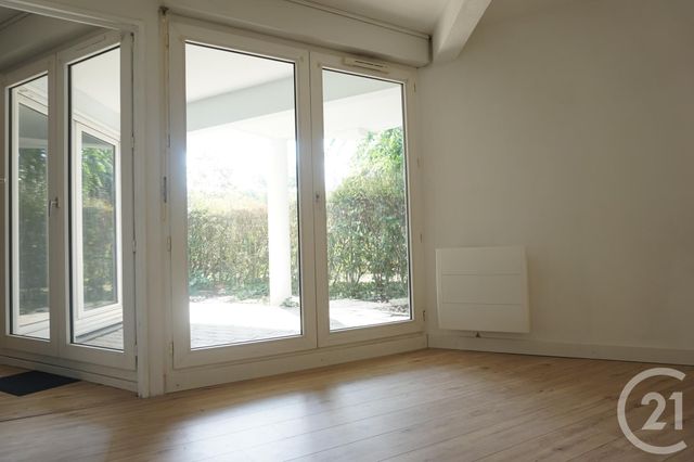 Appartement T3 &agrave; louer - 3 pi&egrave;ces - 51,43 m2 - Bordeaux - 33 - AQUITAINE