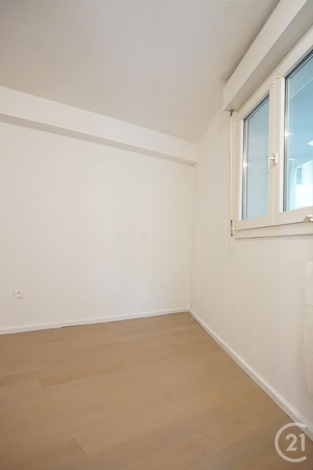Appartement T3 &agrave; louer - 3 pi&egrave;ces - 51,43 m2 - Bordeaux - 33 - AQUITAINE