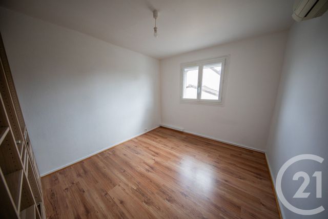Maison &agrave; louer - 5 pi&egrave;ces - 108,19 m2 - St Medard En Jalles - 33 - AQUITAINE