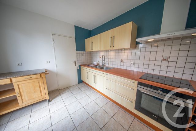 Maison &agrave; louer - 5 pi&egrave;ces - 108,19 m2 - St Medard En Jalles - 33 - AQUITAINE