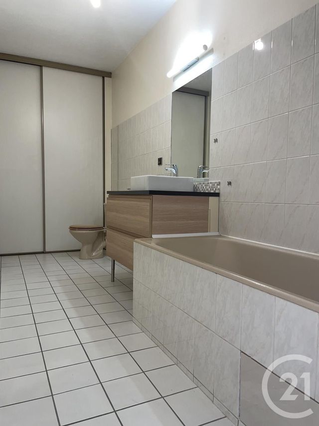 Appartement Studio &agrave; louer - 1 pi&egrave;ce - 46,17 m2 - Bordeaux - 33 - AQUITAINE