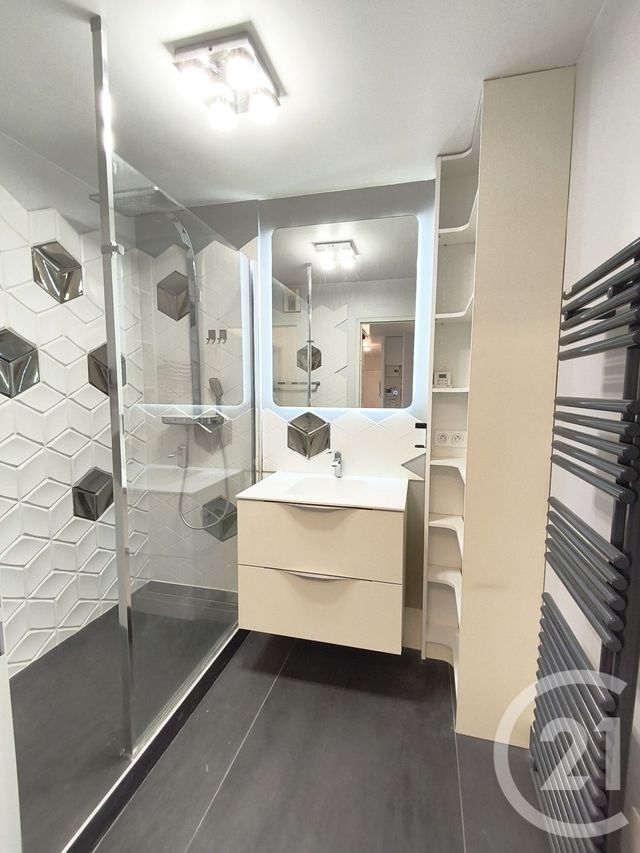 Appartement T3 &agrave; louer - 3 pi&egrave;ces - 71,18 m2 - Bordeaux - 33 - AQUITAINE