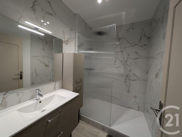 Appartement T3 &agrave; louer - 3 pi&egrave;ces - 81,84 m2 - Merignac - 33 - AQUITAINE
