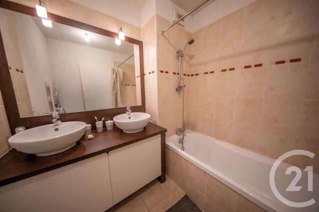 Appartement T3 &agrave; louer - 3 pi&egrave;ces - 67,93 m2 - St Medard En Jalles - 33 - AQUITAINE
