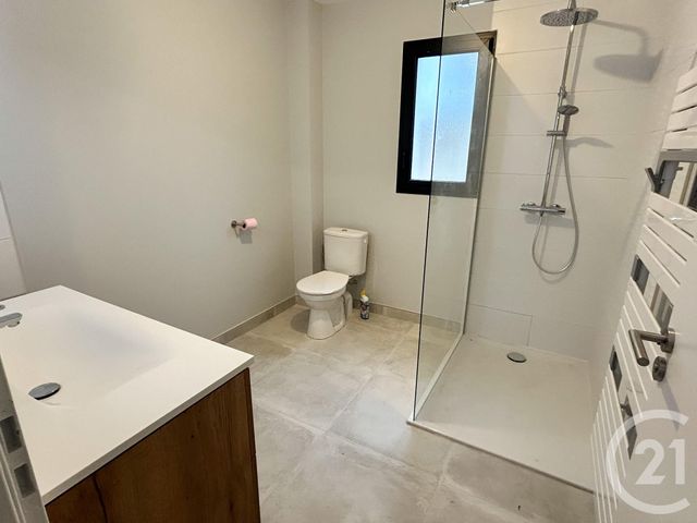 Maison &agrave; louer - 5 pi&egrave;ces - 114,54 m2 - St Medard En Jalles - 33 - AQUITAINE