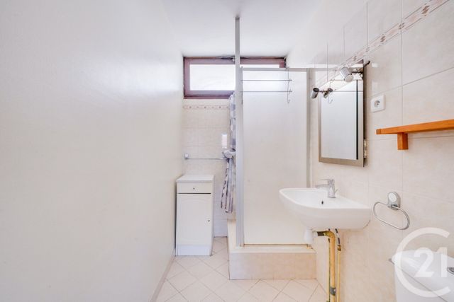 Appartement Studio &agrave; louer - 1 pi&egrave;ce - 25,38 m2 - Bordeaux - 33 - AQUITAINE